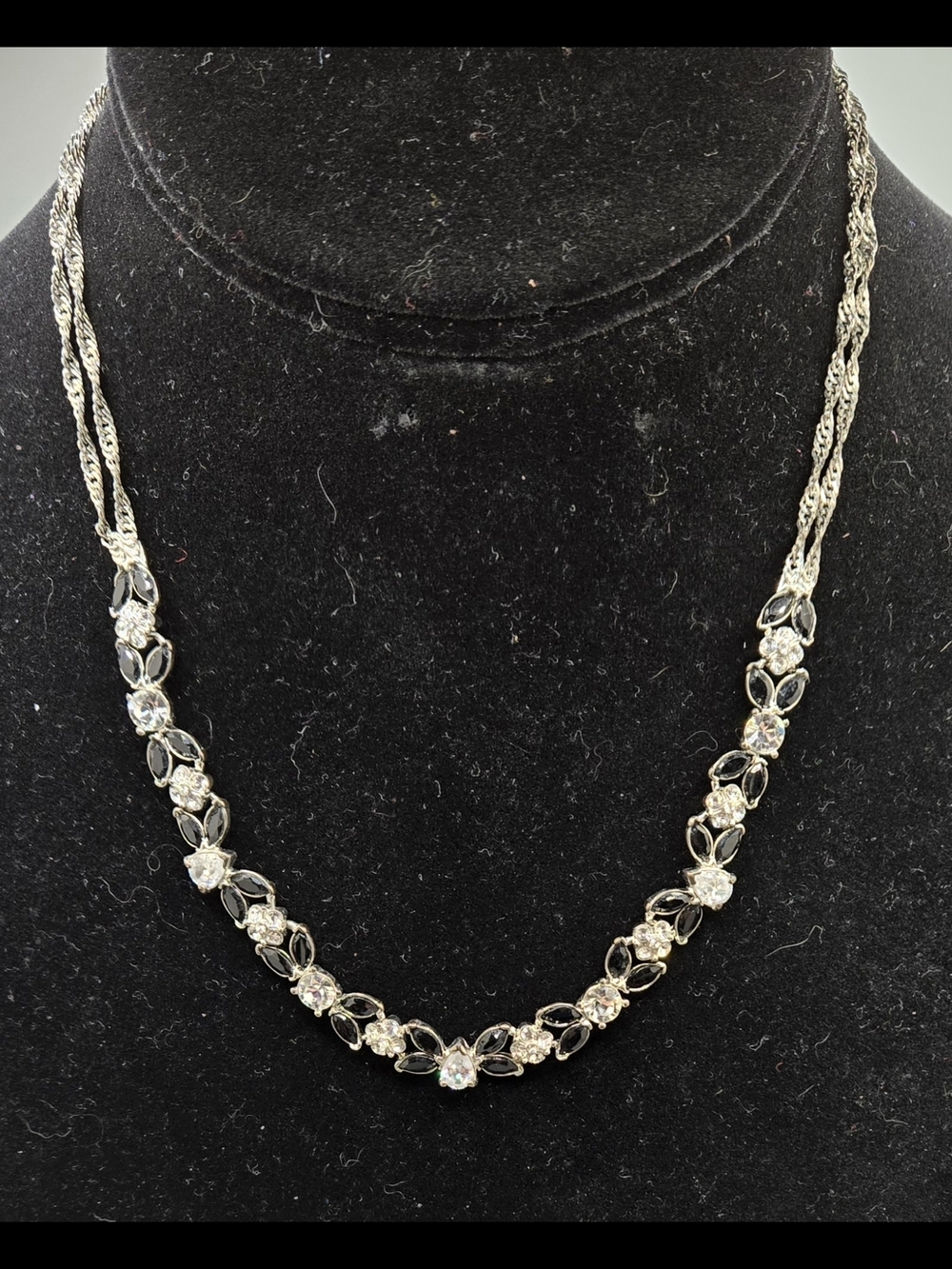 Monet Choker Necklace Silver Tone w/ Black & Clear Glass Crystals Vintage